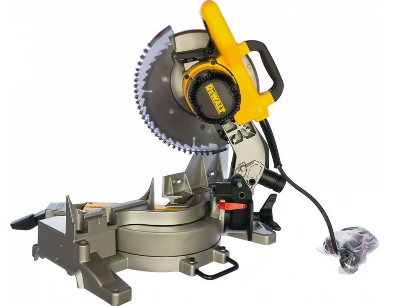 Uqlorez DeWalt DW 713