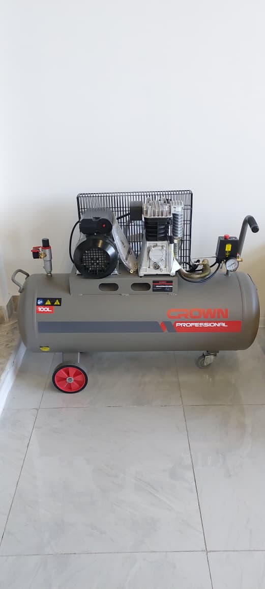 CROWN 100L kompressor