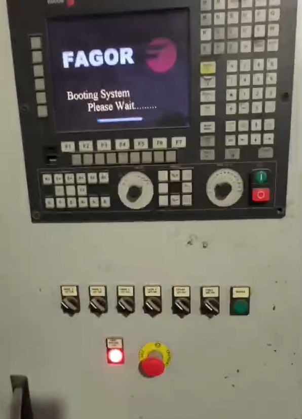 İşlənmiş CNC ağac emalı dəzgahı